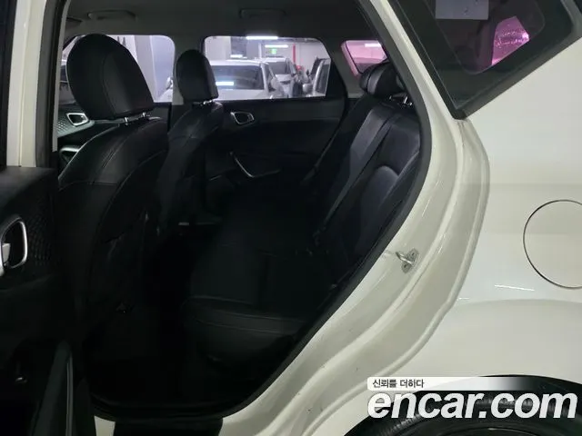 KIA SOUL BOOSTER 2019 — 188 000 км, белый, Корея — под ключ — фото 8