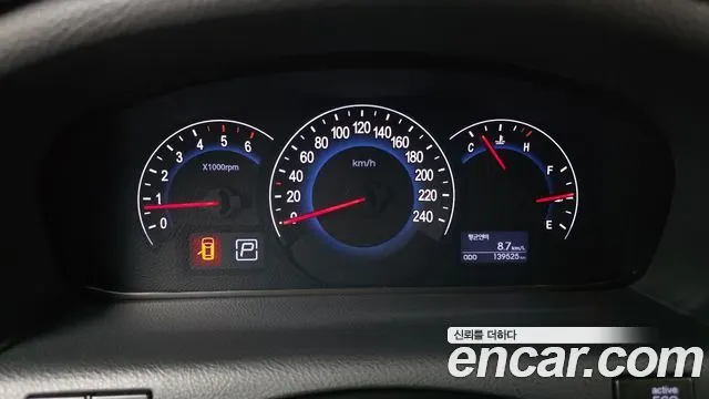 HYUNDAI VERACRUZ 2015 — 139 525 км, чёрный, Корея — под ключ — фото 8