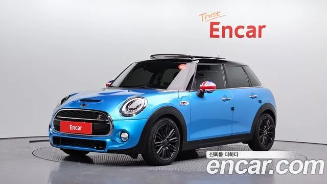 MINI COOPER SD 2016
