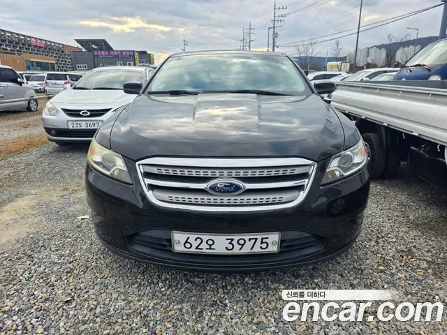 FORD TAURUS 2011