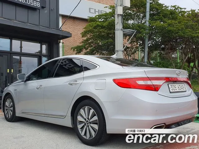 HYUNDAI GRANDEUR HYBRID 2016 — 215 305 км, серебристый, Корея — под ключ — фото 2