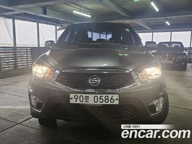 KGM KORANDO SPORTS 2017 — 88 386 км, серый, Корея — под ключ — фото 3