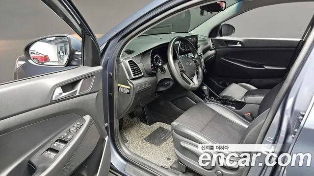 HYUNDAI TUCSON 2019 — 77 512 км, синий, Корея — под ключ — фото 11
