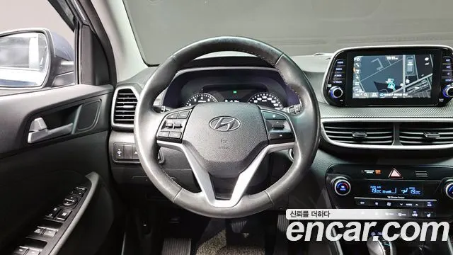 HYUNDAI TUCSON 2019 — 77 512 км, синий, Корея — под ключ — фото 12