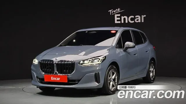 BMW 2 SERIES ACTIVE TOURER 2023 — 44 010 км, светло-серебристый, Корея — под ключ — фото 1
