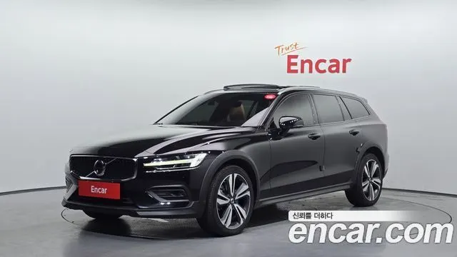 VOLVO V60 CROSS COUNTRY — из Кореи под ключ