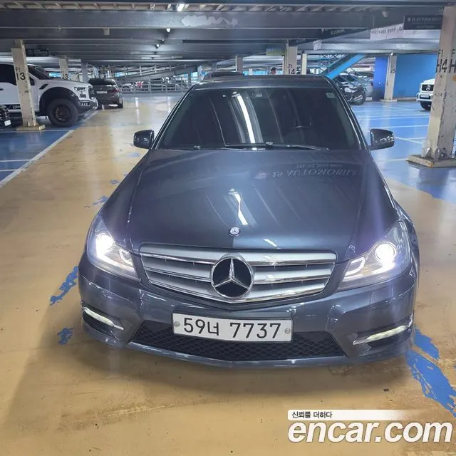 MERCEDES-BENZ C-CLASS W204 2013