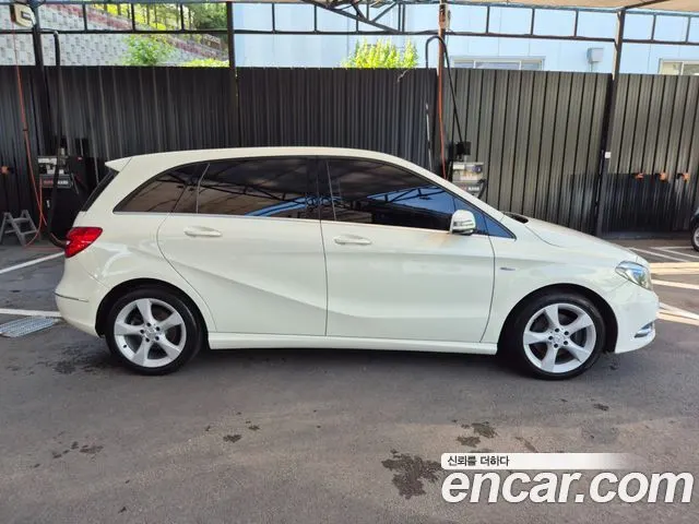 MERCEDES-BENZ B-CLASS W246 2012 — 99 551 км, белый, Корея — под ключ — фото 7