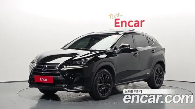 LEXUS NX300H 2015