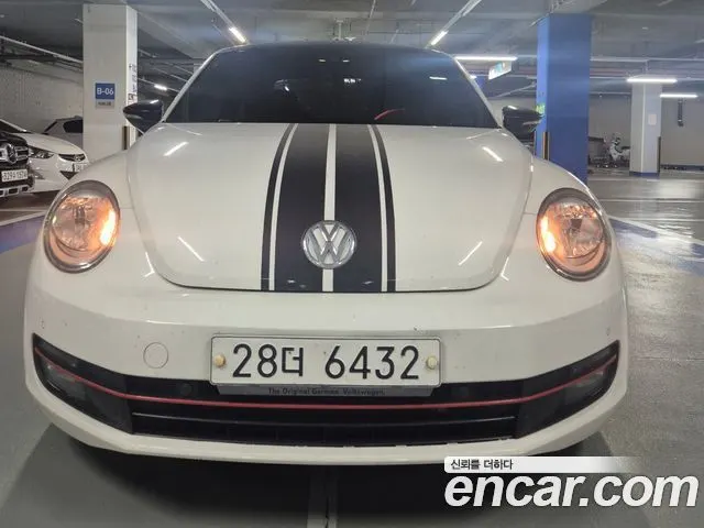 VOLKSWAGEN BEETLE 2013