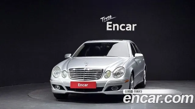 MERCEDES-BENZ E-CLASS W211 2009 — 98 236 км, серебристый, Корея — под ключ — фото 3