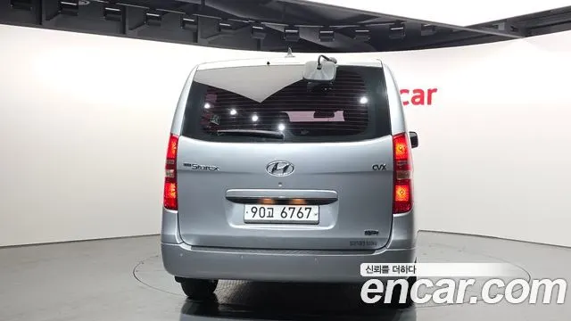 HYUNDAI GRAND STAREX 2014 — 103 268 км, серебристо-серый, Корея — под ключ — фото 4