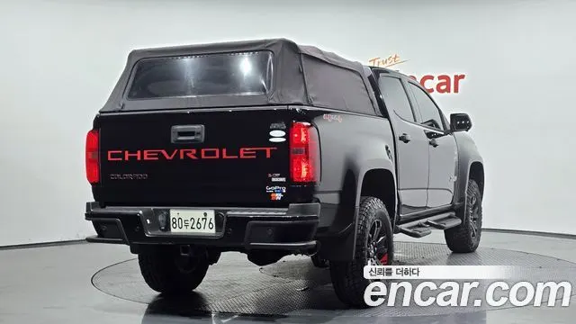CHEVROLET REAL NEW COLORADO 2021 — 31 410 км, чёрный, Корея — под ключ — фото 1