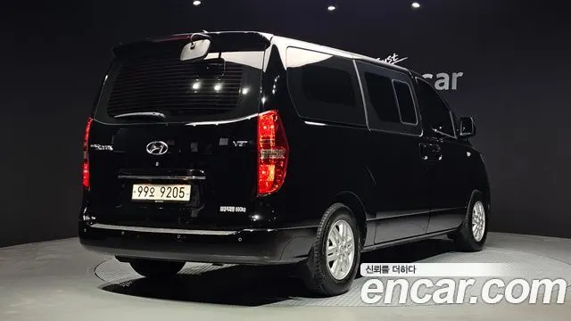 HYUNDAI GRAND STAREX 2019 — 53 426 км, чёрный, Корея — под ключ — фото 2