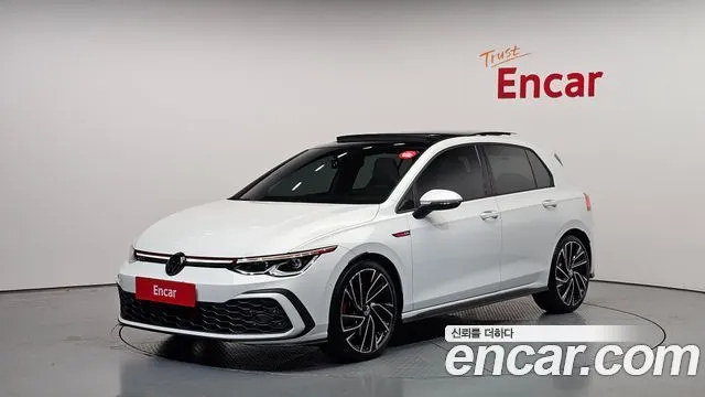 VOLKSWAGEN GOLF 2024