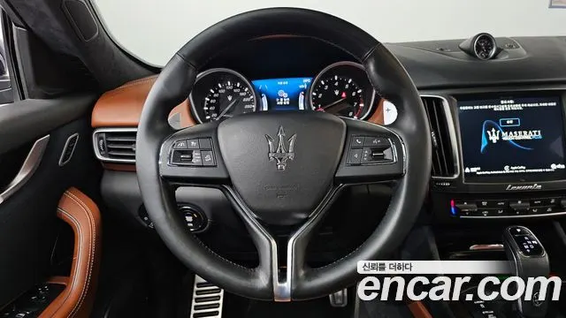 MASERATI LEVANTE 2019 — 53 557 км, синий, Корея — под ключ — фото 12