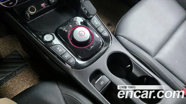 KIA SOUL BOOSTER 2019 — 83 107 км, светло-золотистый, Корея — под ключ — фото 9