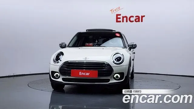 MINI COOPER CLUBMAN 2023 — 22 701 км, белый-перламутр, Корея — под ключ — фото 3