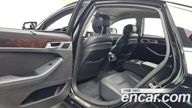 HYUNDAI GENESIS DH 2015 — 158 704 км, чёрный, Корея — под ключ — фото 11