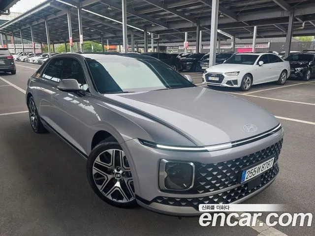 HYUNDAI GRANDEUR HYBRID GN7 2023