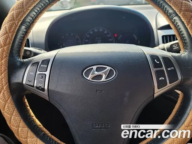 HYUNDAI AVANTE HYBRID 2012 — 176 760 км, серебристо-серый, Корея — под ключ — фото 7