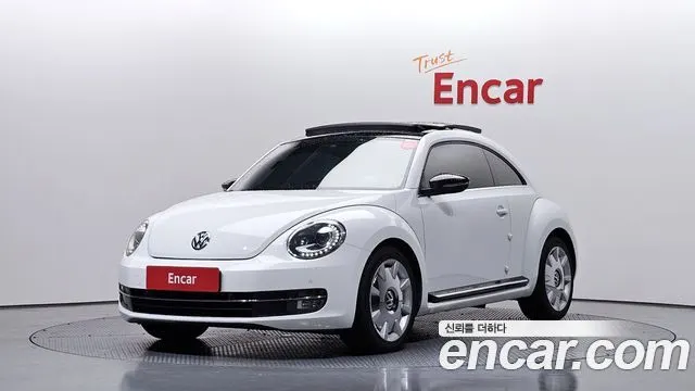VOLKSWAGEN BEETLE 2014