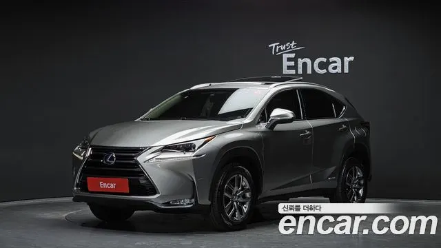 LEXUS NX300H 2017