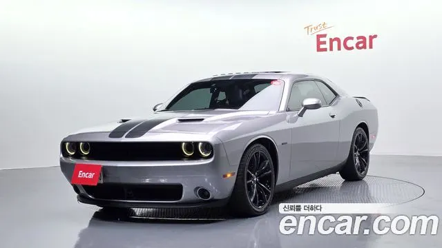 DODGE CHALLENGER 2017