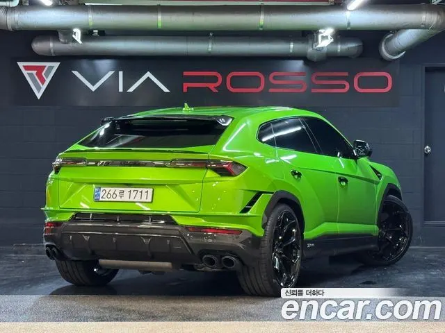 LAMBORGHINI URUS 2024 — 16 600 км, зелёный, Корея — под ключ — фото 3