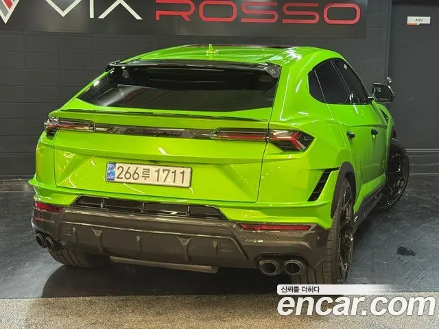 LAMBORGHINI URUS 2024 — 16 600 км, зелёный, Корея — под ключ — фото 9