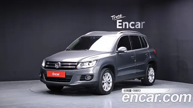 VOLKSWAGEN TIGUAN 2016