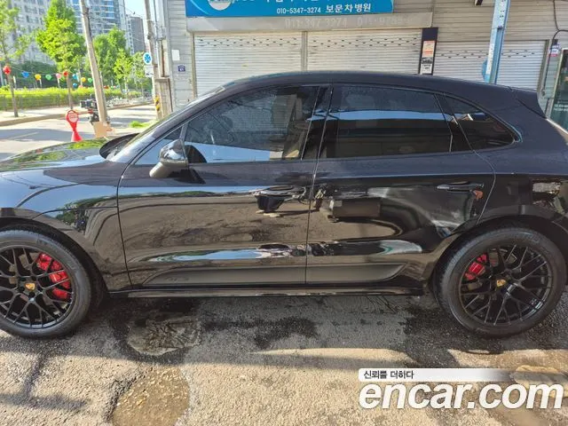 PORSCHE MACAN 2018 — 37 900 км, чёрный, Корея — под ключ — фото 2