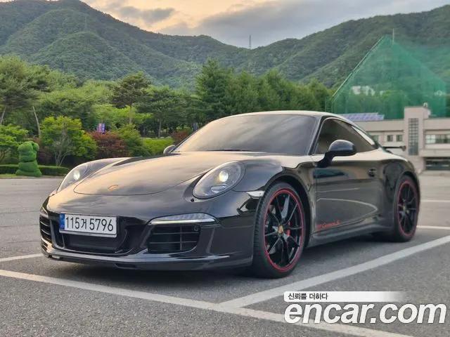 PORSCHE 911 2014