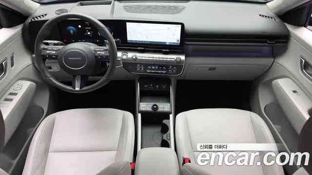 HYUNDAI KONA ELECTRIC 2023 — 52 139 км, светло-серебристый, Корея — под ключ — фото 7