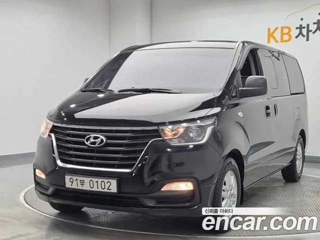 HYUNDAI GRAND STAREX 2019 — 130 357 км, чёрный, Корея — под ключ — фото 1