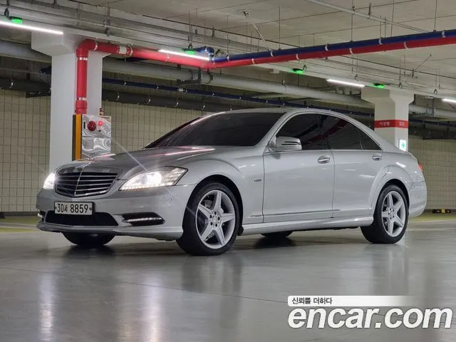 MERCEDES-BENZ S-CLASS W221 2011