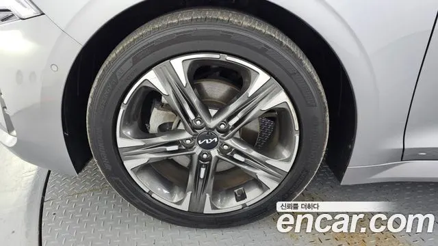 KIA K5 HYBRID 2023 — 109 803 км, серебристо-серый, Корея — под ключ — фото 5