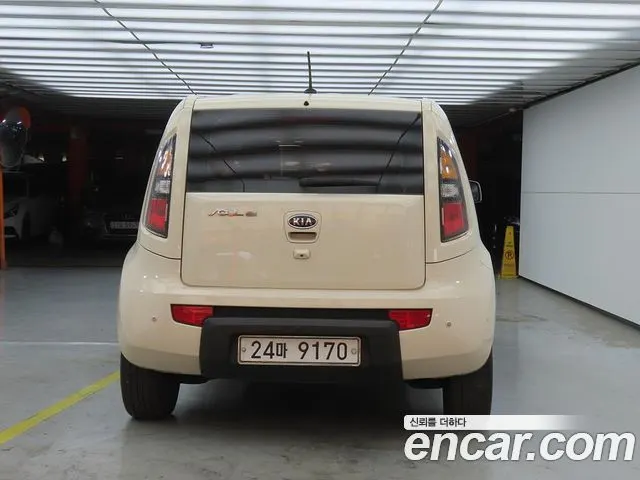 KIA SOUL 2010 — 172 395 км, белый-перламутр, Корея — под ключ — фото 4