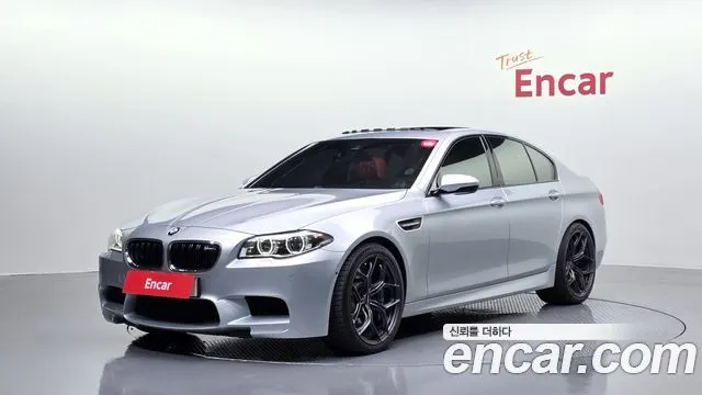 BMW M5 F10 2016