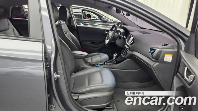 HYUNDAI IONIQ HYBRID 2017 — 96 365 км, серый, Корея — под ключ — фото 11