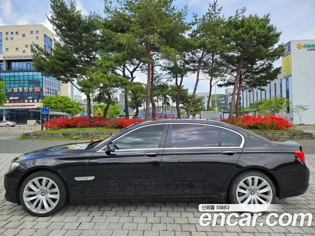 BMW 7 SERIES 2010 — 142 900 км, чёрный, Корея — под ключ — фото 4