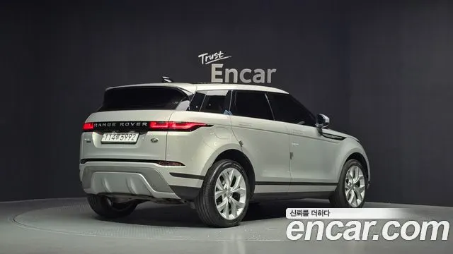 LAND ROVER RANGE ROVER EVOQUE 2020 — 44 304 км, серебристо-серый, Корея — под ключ — фото 2