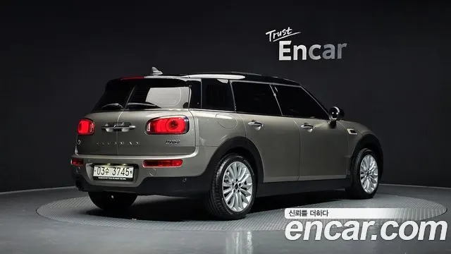 MINI COOPER CLUBMAN 2018 — 77 809 км, серебристо-серый, Корея — под ключ — фото 2