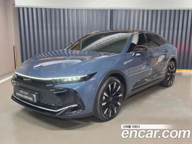 TOYOTA CROWN CROSSOVER 2026