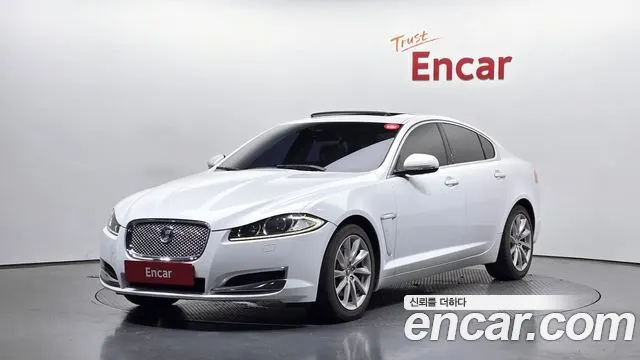 JAGUAR NEW XF 2012