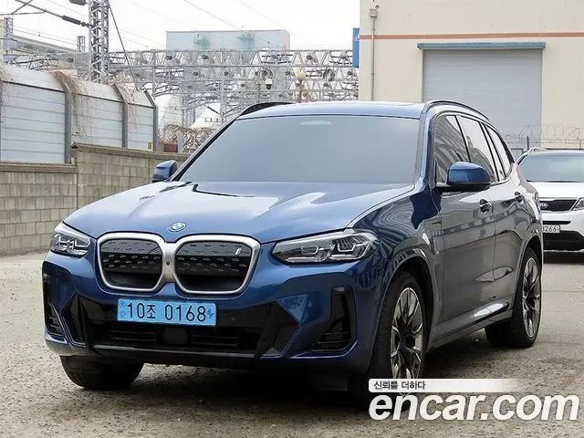 BMW IX3 2022