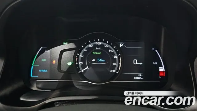 HYUNDAI IONIQ ELECTRIC 2019 — 130 662 км, белый, Корея — под ключ — фото 8