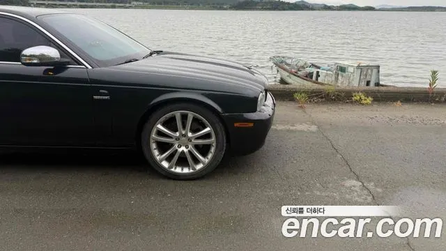 JAGUAR NEW XJ 2008 — 200 000 км, чёрный, Корея — под ключ — фото 10