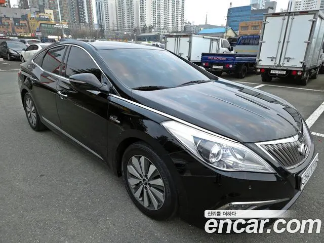 HYUNDAI GRANDEUR HYBRID 2016 — 247 000 км, чёрный, Корея — под ключ — фото 5