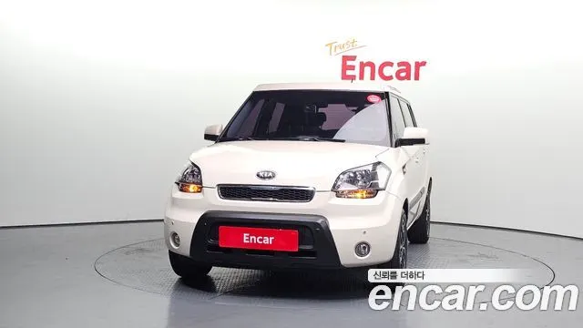 KIA SOUL 2011 — 77 302 км, белый-перламутр, Корея — под ключ — фото 3